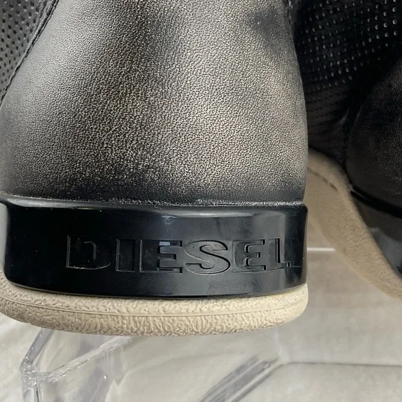 Diesel Black and Gray High-Top Sneakers - Picture 6 of 10